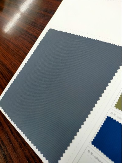 GZ-LY 28008-20 成分：T100% 幅寬：57